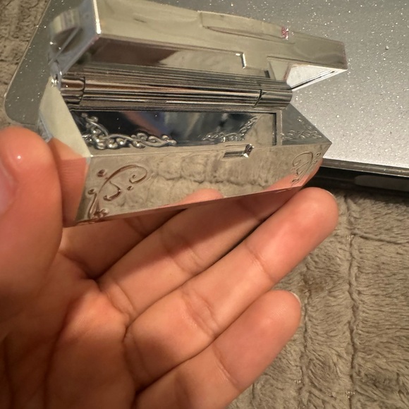 Jill Stuart - Picture 5 of 5